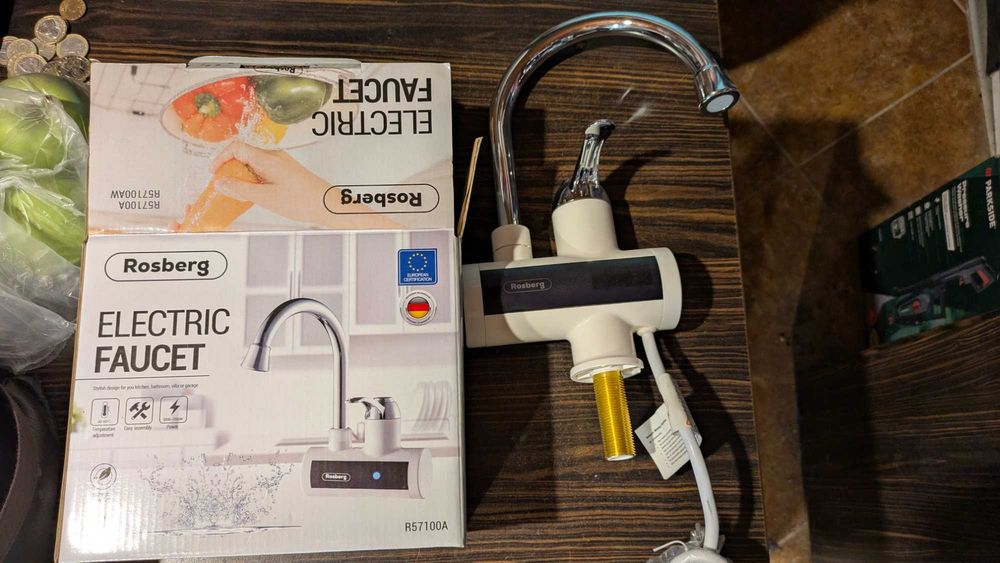 Кран за мивка с нагревател чисто нов неизползван