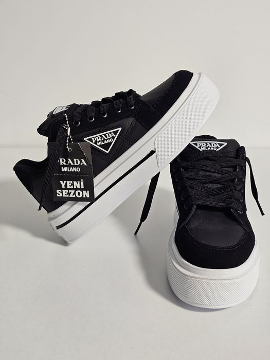 Adidasi bărbați negri