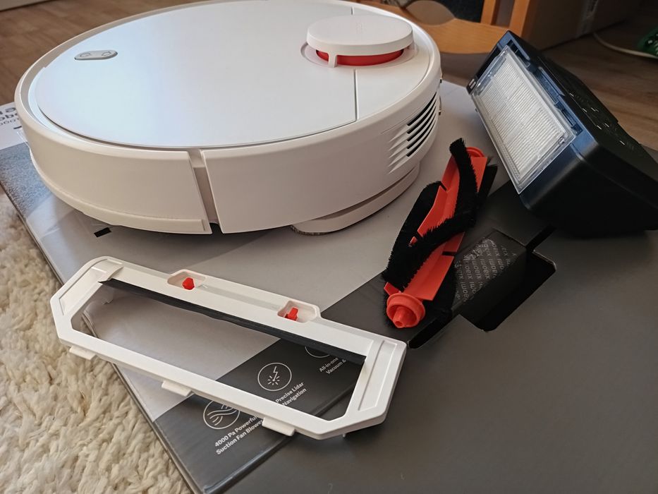 Xiaomi robot vacuum S10