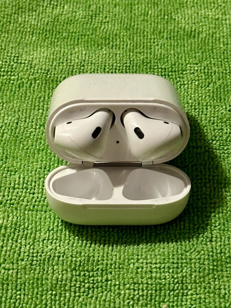 Безжични слушалки Airpods 2 Gen.