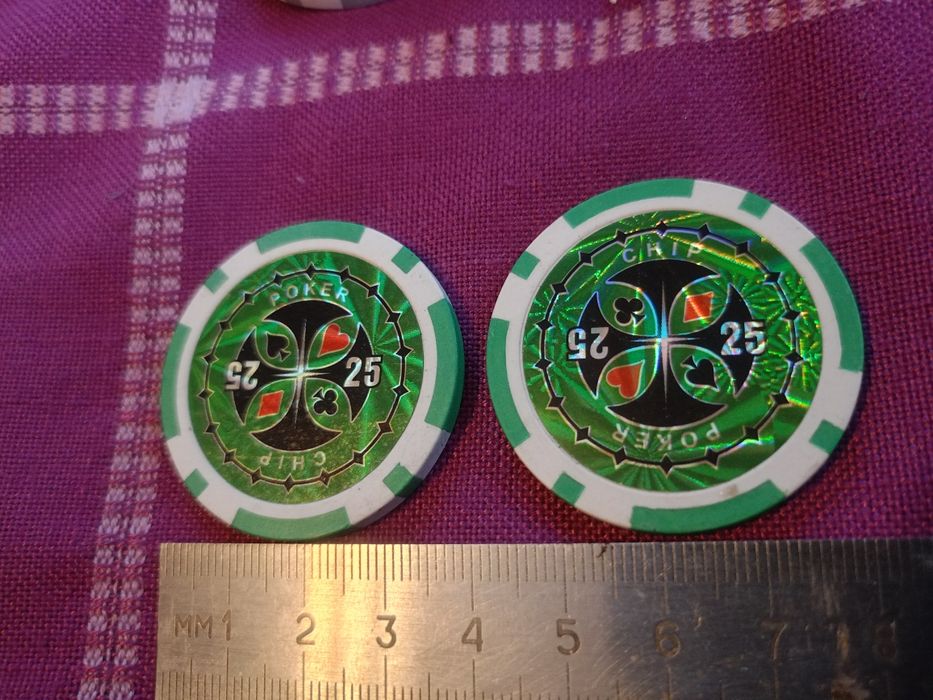 Покер чипове, различни видове
