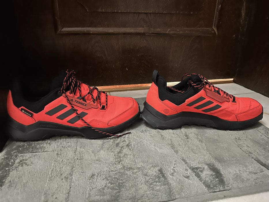 Спортни обувки Adidas Terrex - Оранжеви
