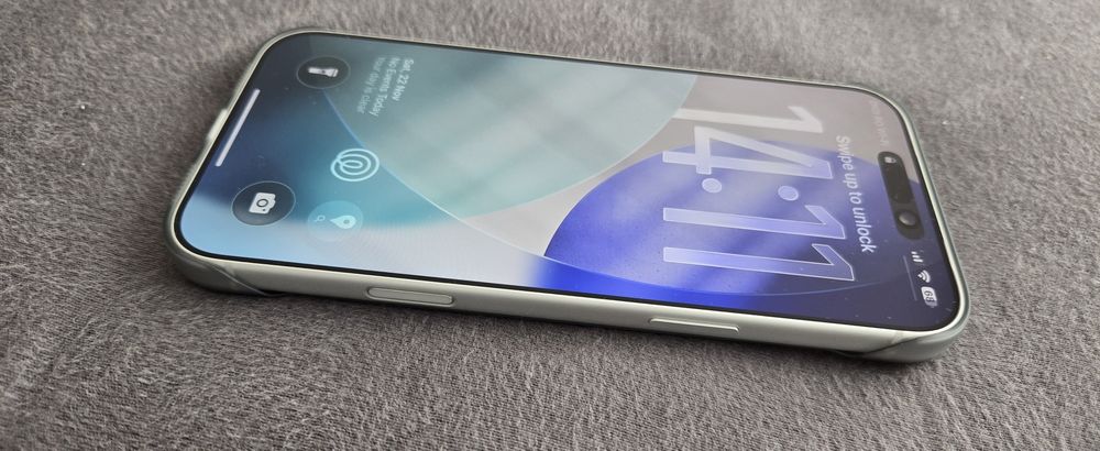 Huse Iphone 17 Pro Max MagSafe, fara MARGINI