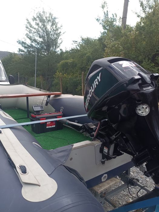 Надуваема лодка HONDA T40