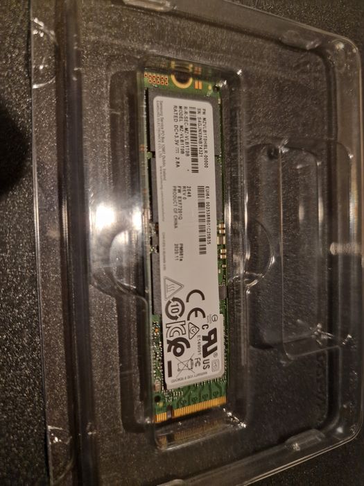 Samsung PM981a 1TB NVMe M.2 SSD.
