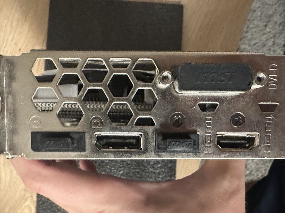 Placă video MSI Radeon RX 580 ARMOR OC 8GB GDDR5