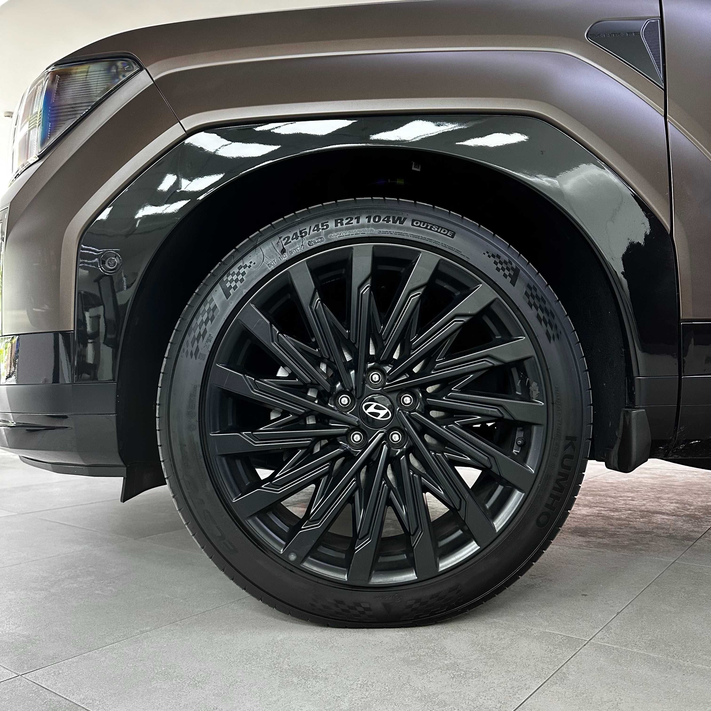 Новая Hyundai Santa Fe 2025