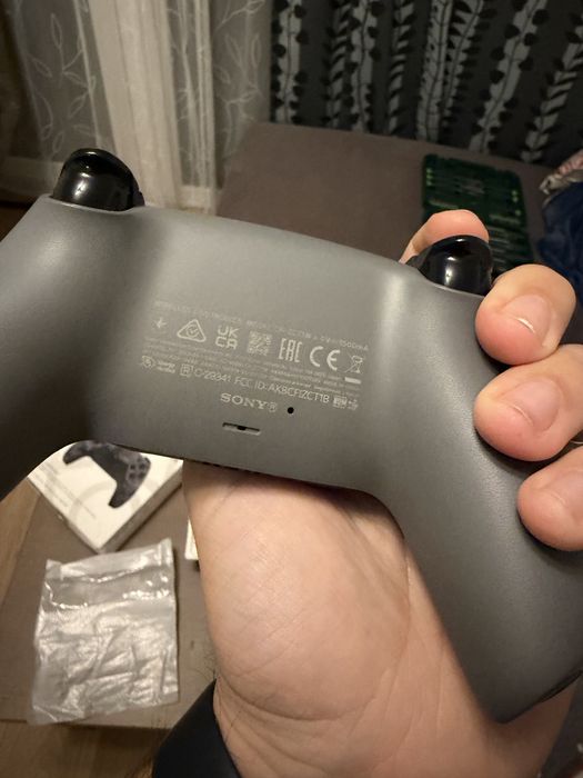 Controller PS 5 ( citeste anuntul )