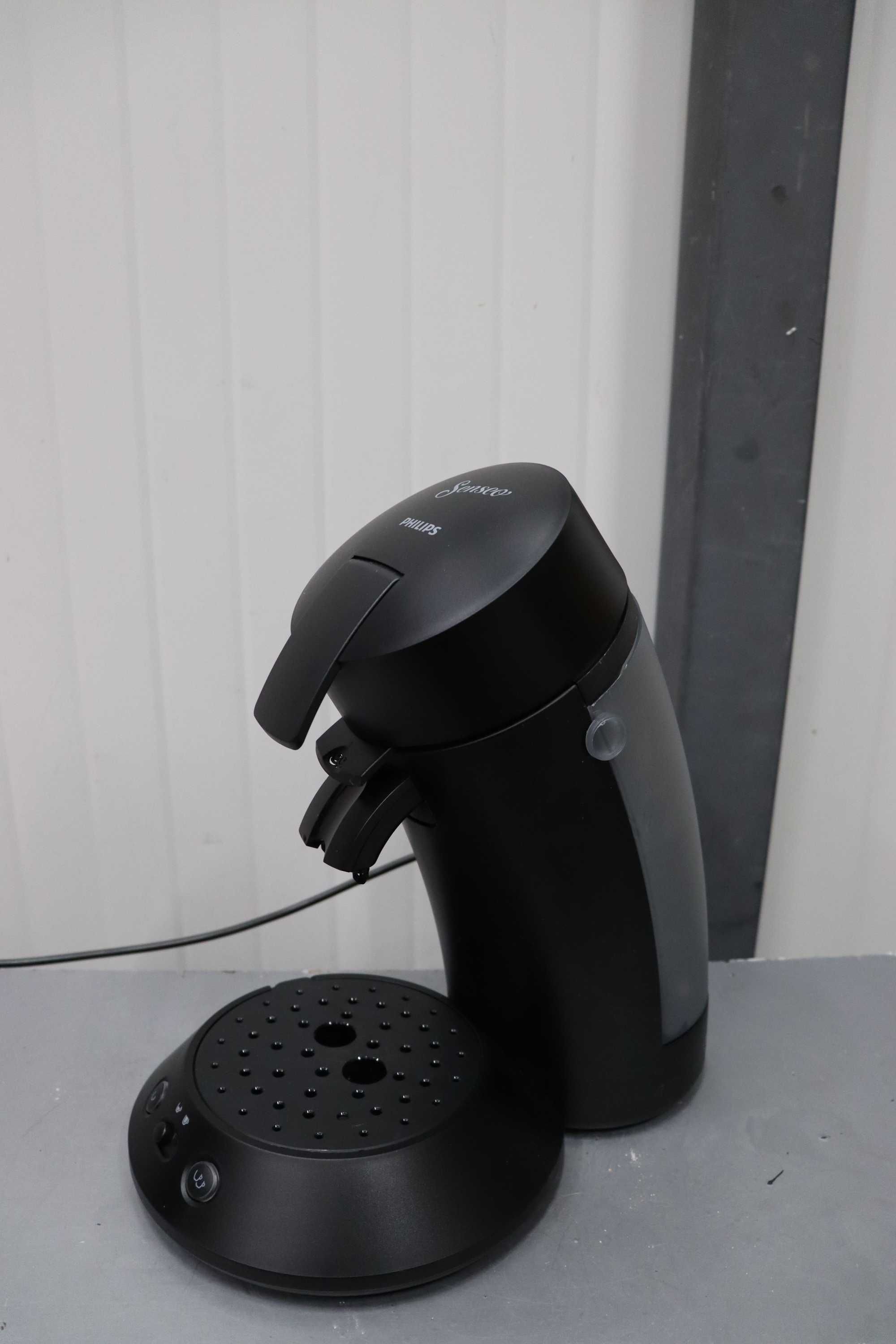Кафемашина Philips Senseo Original - Дози, две цедки, 1450W, 0,7L