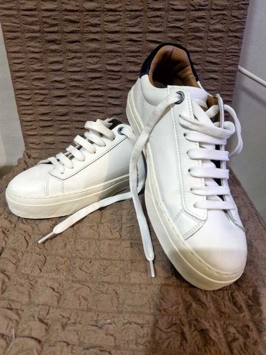 Дамски кецове от естествена кожа