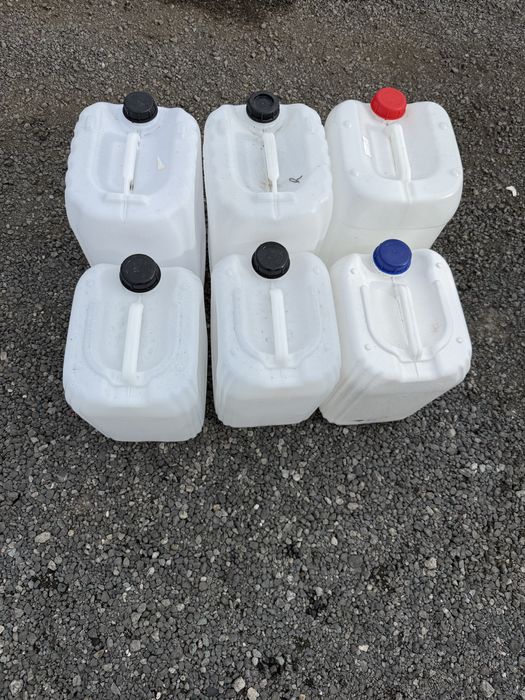 Bidoane plastic 20-25 L