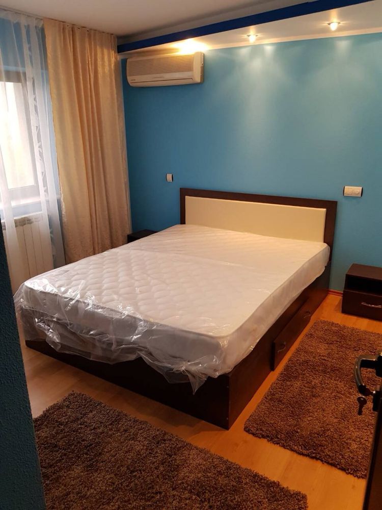 Vand apartament 3 camere, zona Buzaului