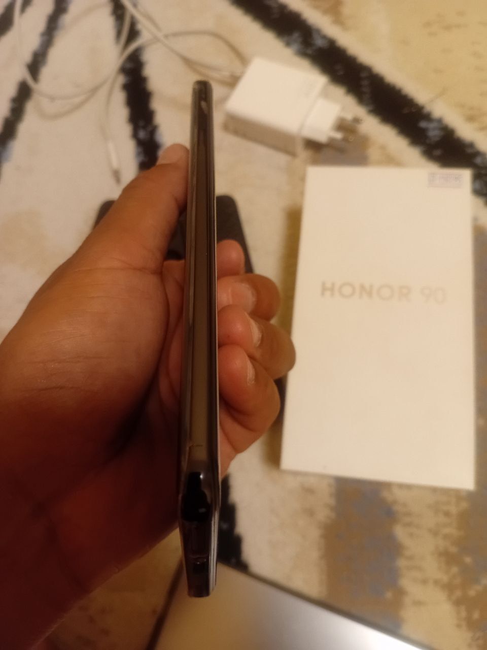 HONOR 90 5G Sotiladi yoki obmen