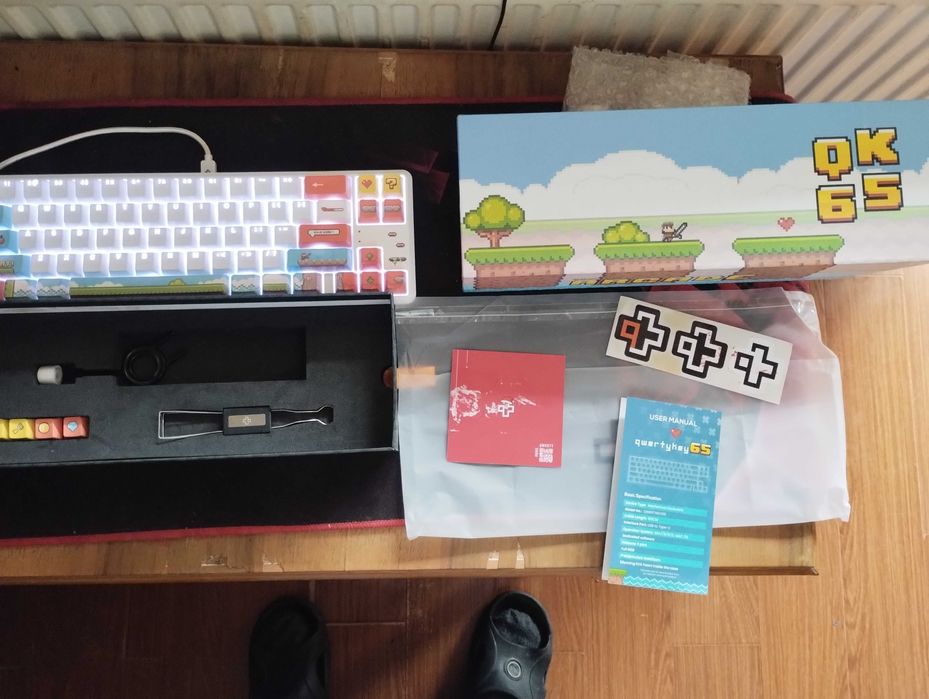 QwertyKey65 Arcade Hotswap RGB Tastatura Mecanica Gaming