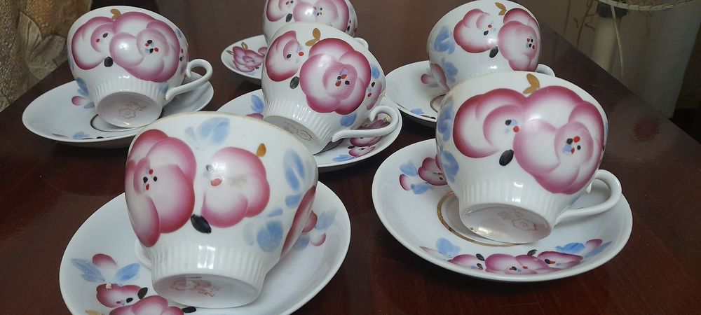 Продается набор  на 6 персон