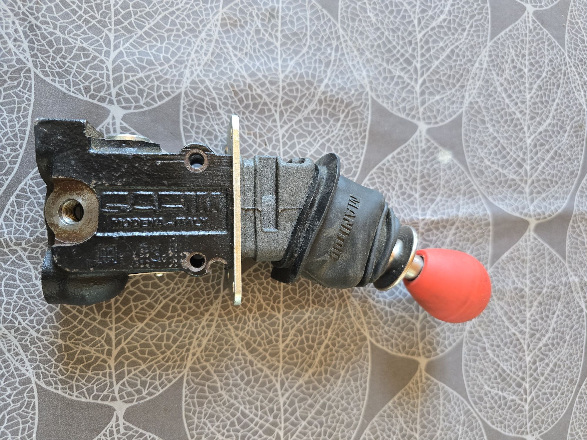 Ръчна спирачка за Manitou