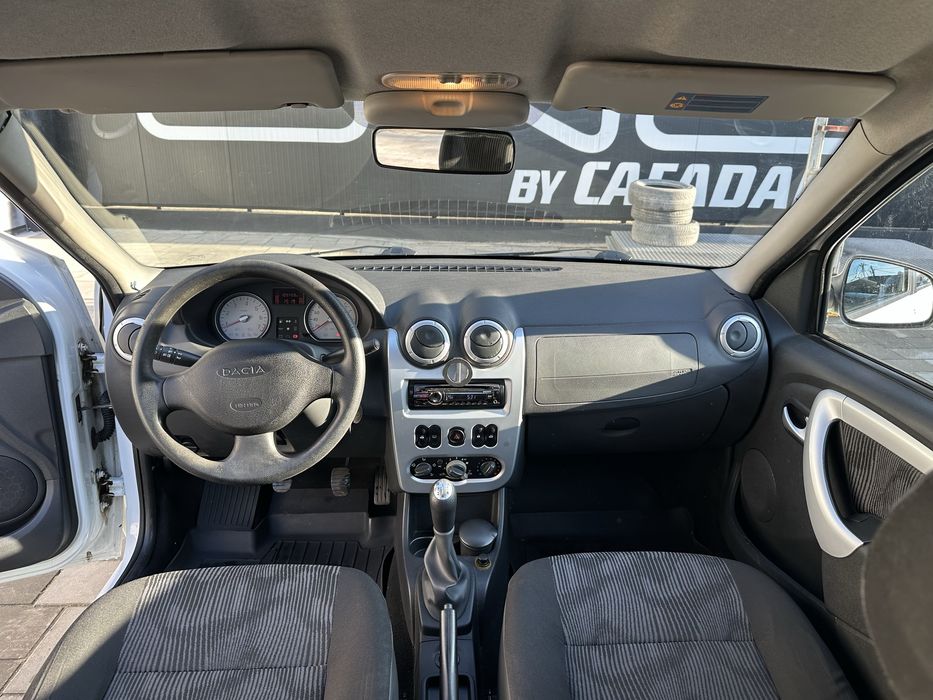 Dacia Logan.  1.6 benzina 2012,