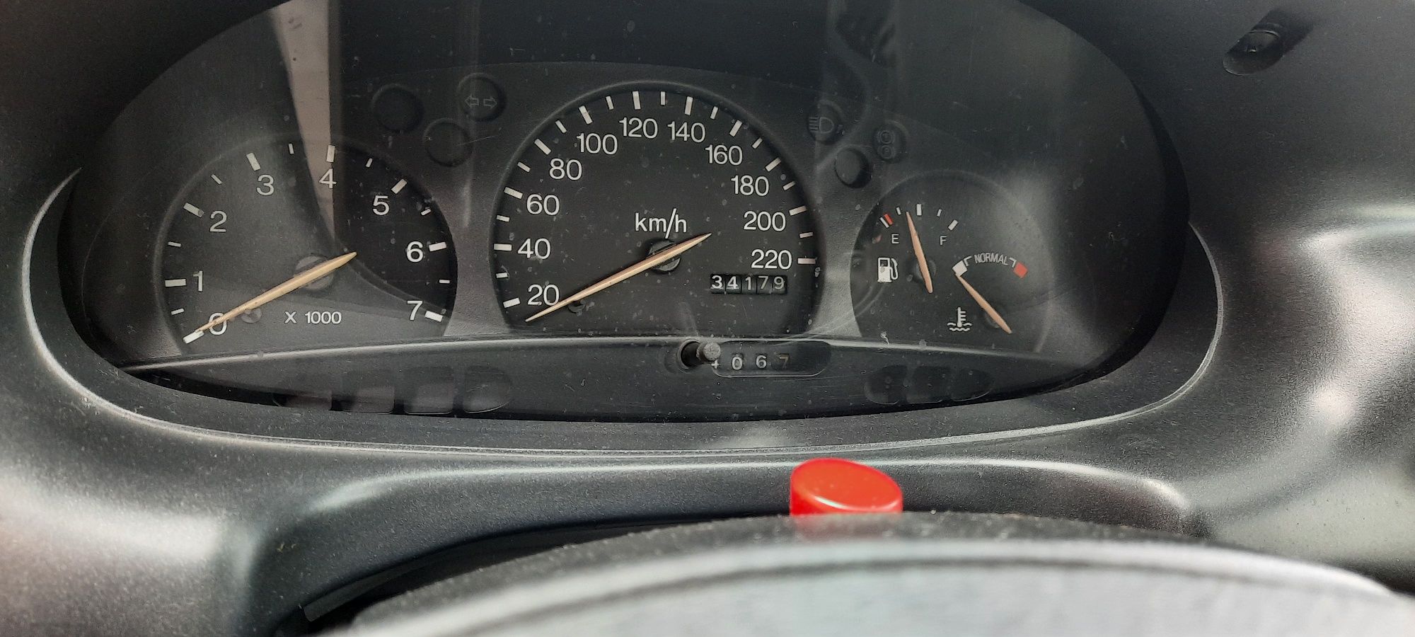 Vând Ford Escort an 1999,benz GPL,1000 eur