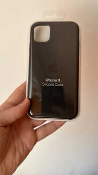 Vand husa neagra Apple silicon - iPhone 11