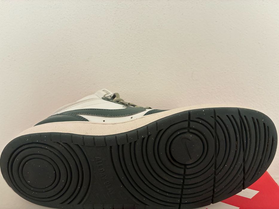 Nike Sportswear Court Borough Mid 2