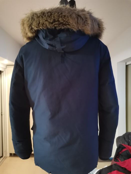 Vand haina TOMMY HILFIGER marimea S