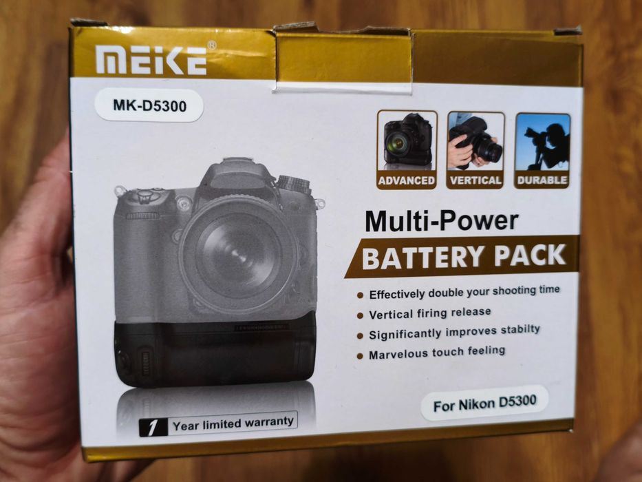 Батериен грип за фотоапарат Nikon D5300