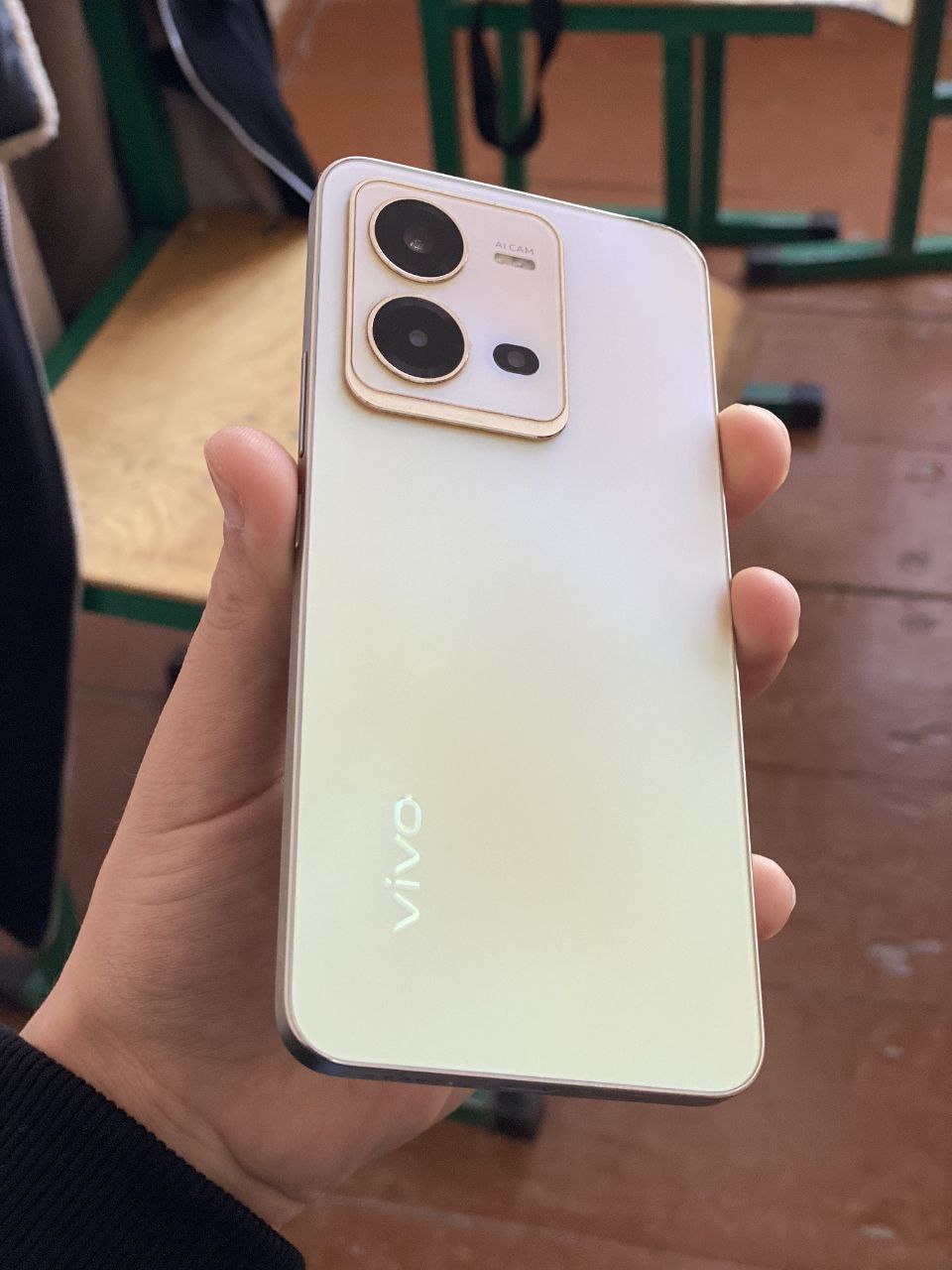 Telefon sotiladi Vivo 25e