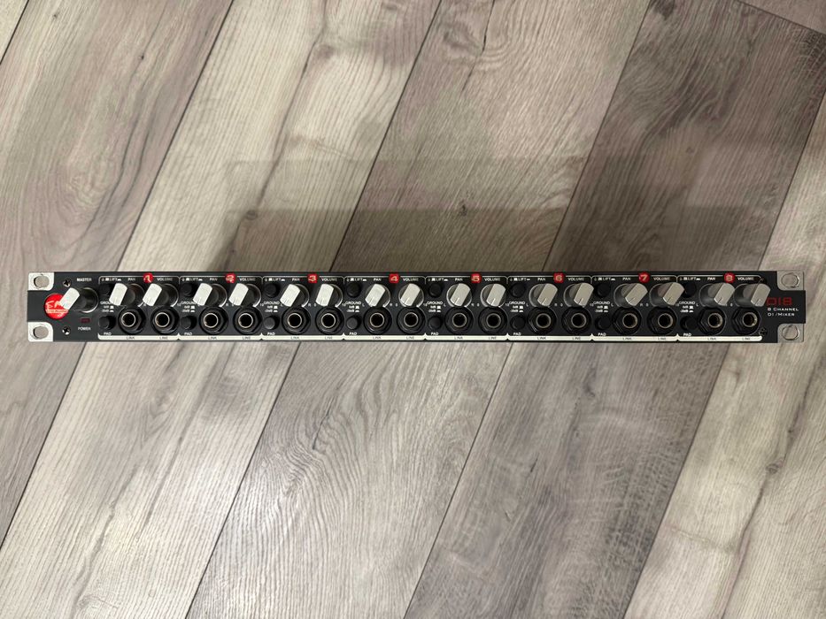 SM Pro Audio DI Box DI8