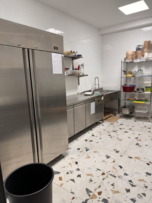 Spatiu comercial de inchiriat !
