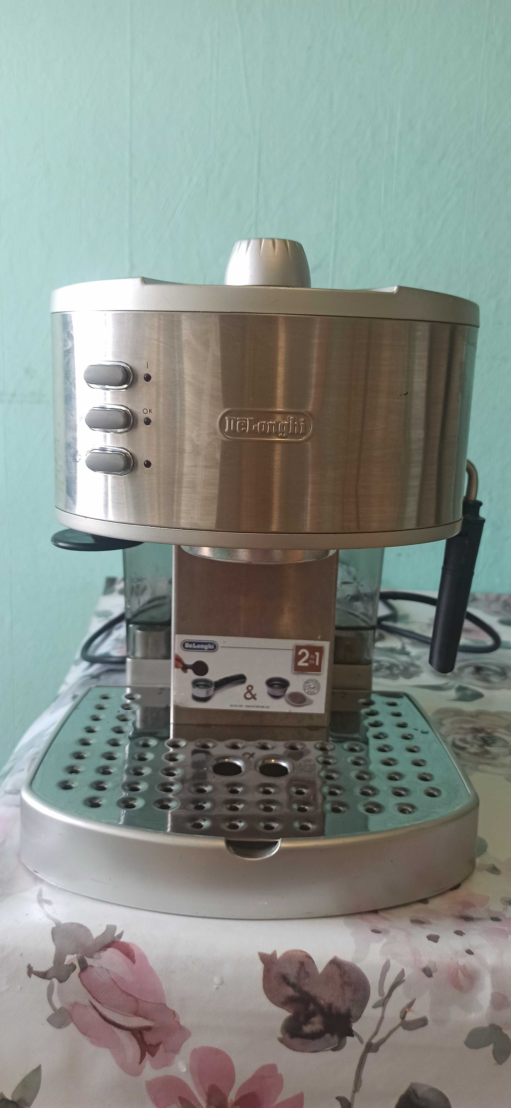 Кафе Машина DeLonghi