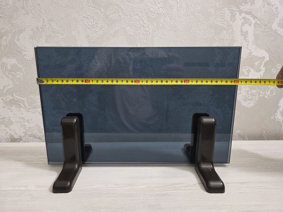 Телевизор Lg 32 и подставка для тюнера. Кранштейн.