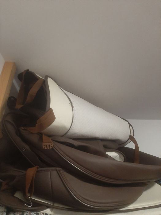 Продам чехлы на машину