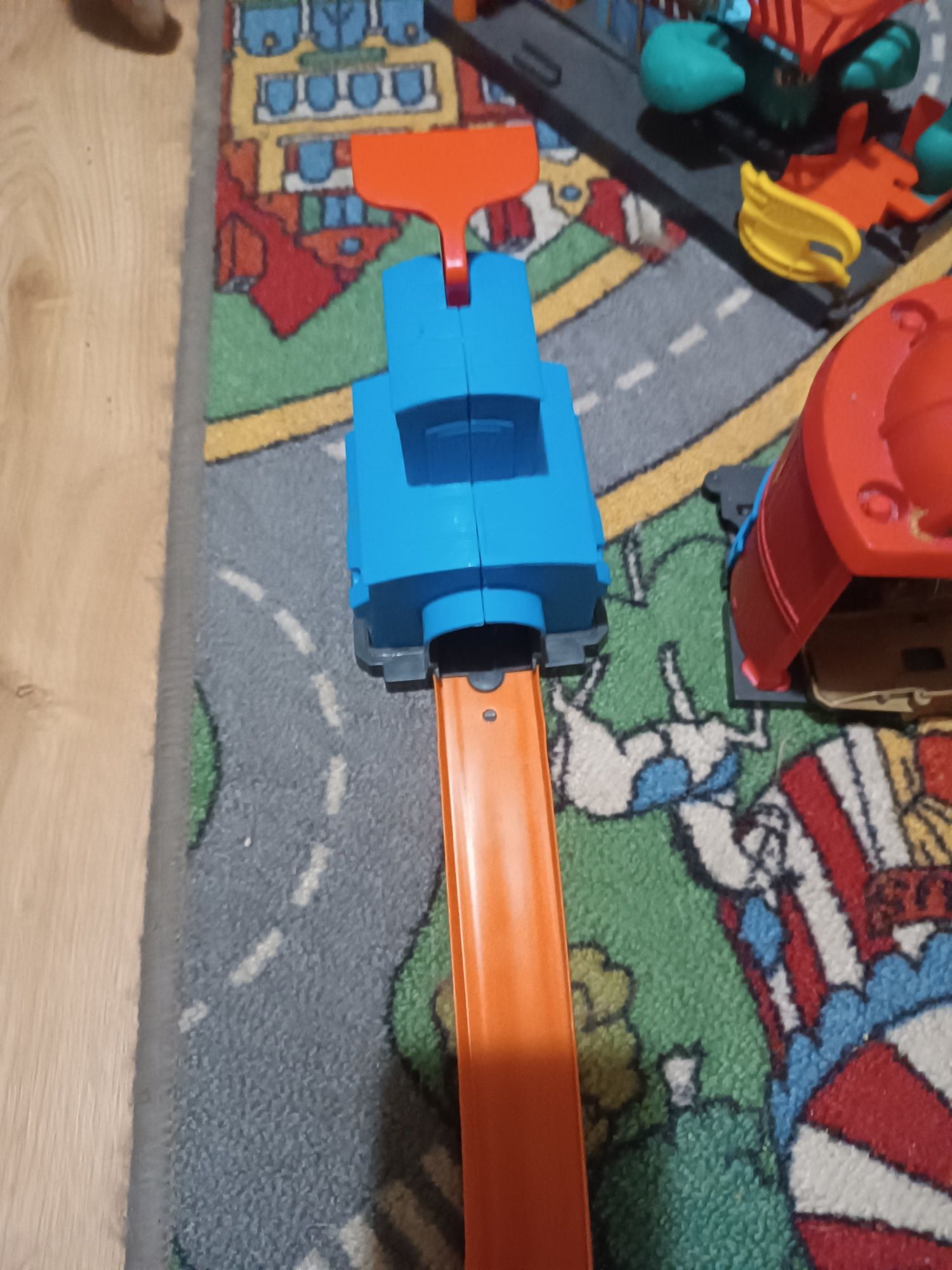 Hot Wheels писти