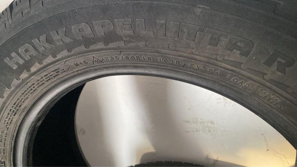 Продам шины 235/60 R18 покрышки резина колеса