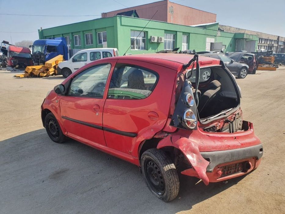 Dezmembrez Citroen C1 motor 1.0 benzina 50kw 68cp CFA dezmembrari panoramic plafon timonerie