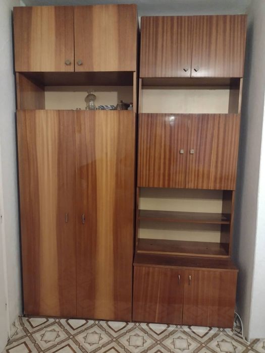 Секция и гардероб