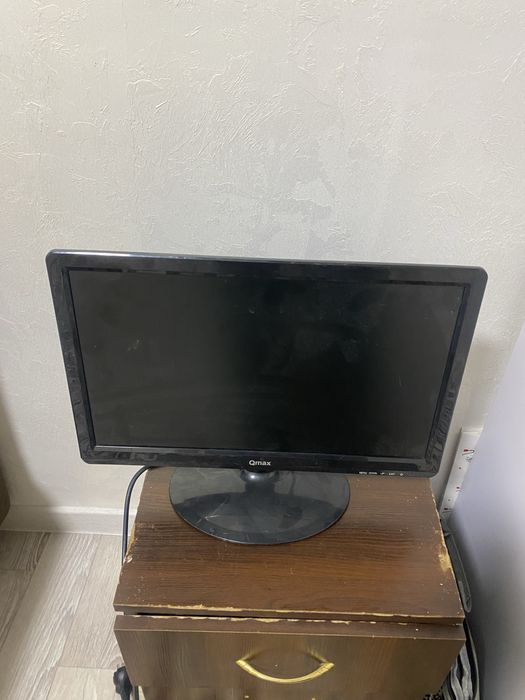 продам монитор qmax
