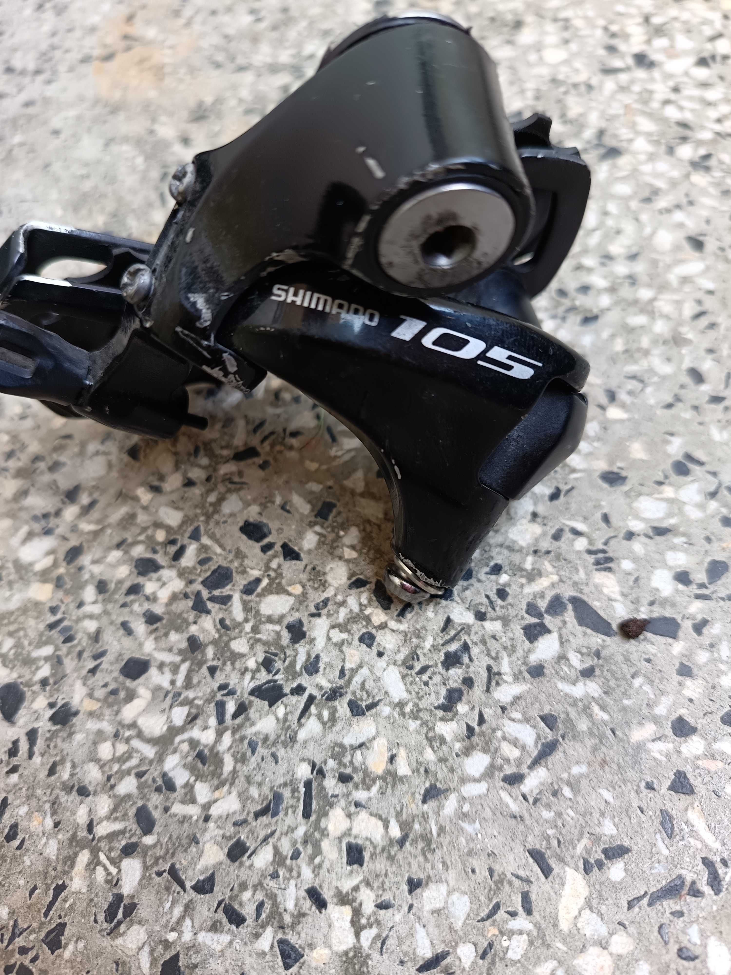 Заден дерайльор Shimano 105