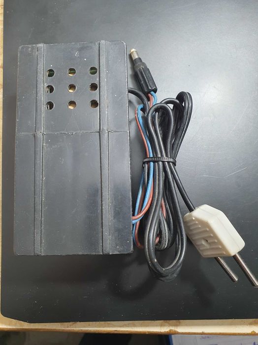 Sursă de alimentare pentru aparate radio tip AT3