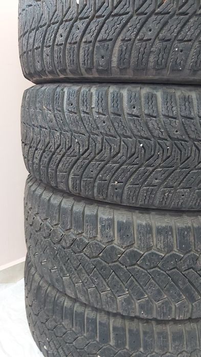 4 бр Зимни гуми 215/60/16