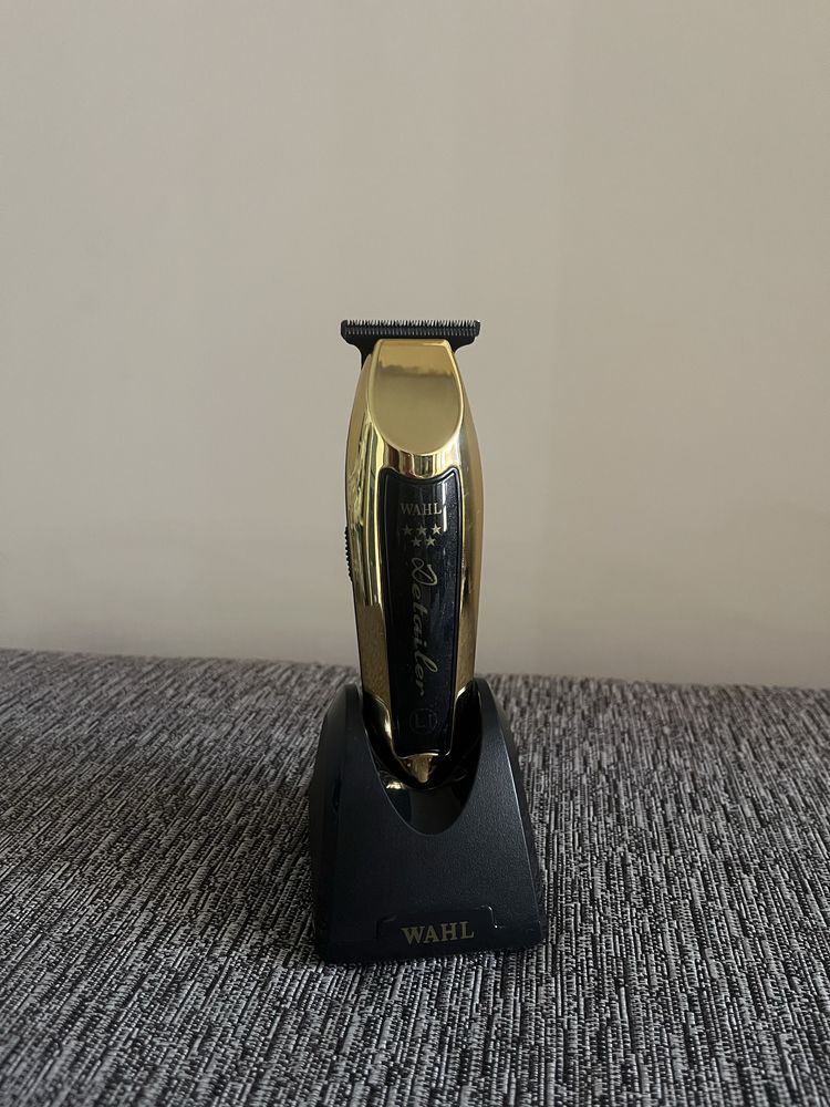 WAHL DETAILER GOLD + СТАНЦИЯ златен тример вал jrl gamma sc
