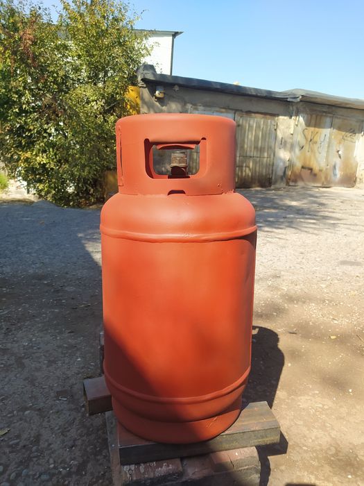 Газовый баллон в хорошем состоянии