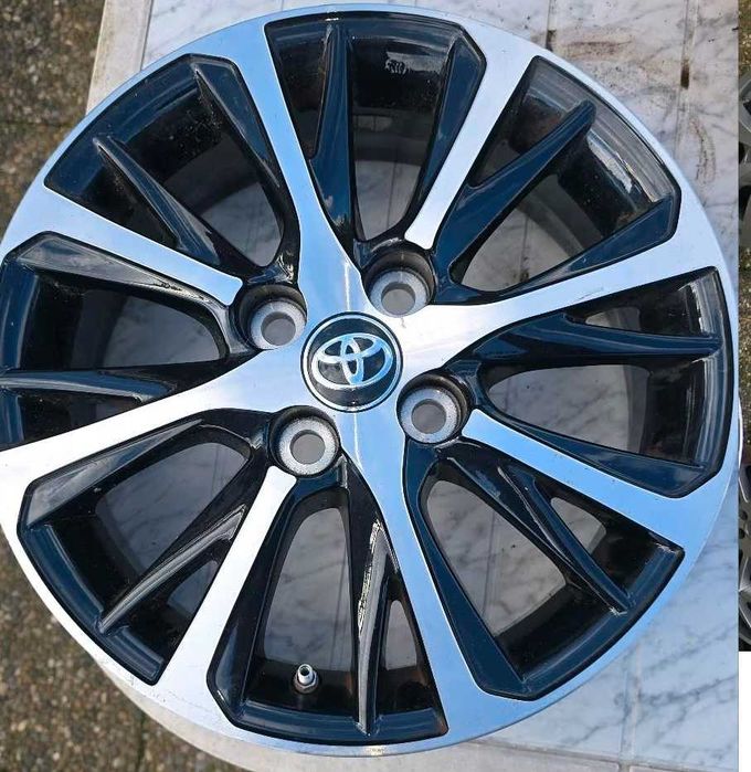 Jante 15" Toyota Yaris Anvelope Bridgestone  Falken Dunlop 175 65 15