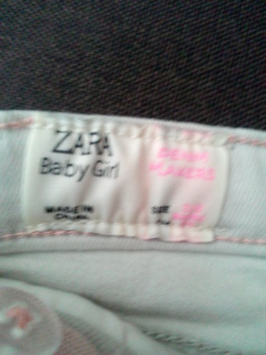 ZARA бебешки дънки за момиченце, чисто нови, 3 до 6 месеца