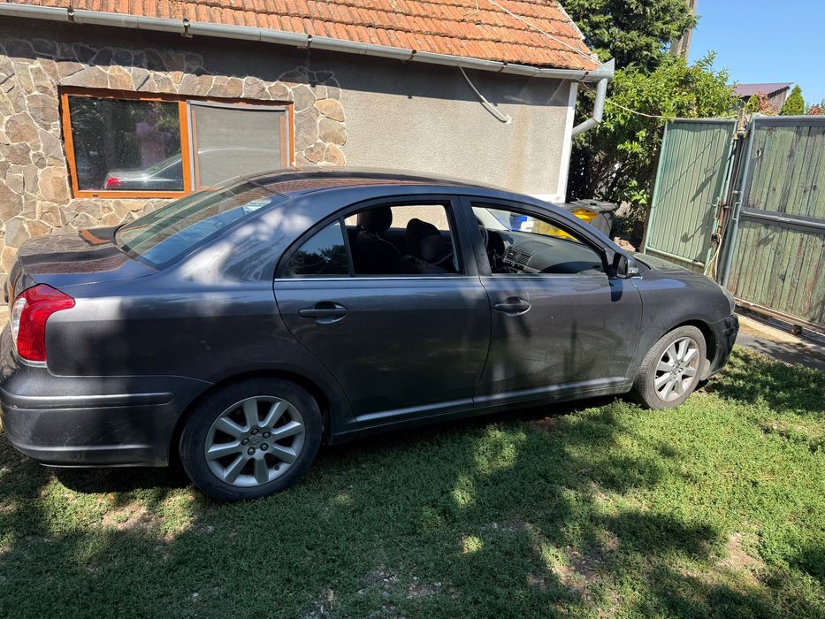Vand Toyota Avensis