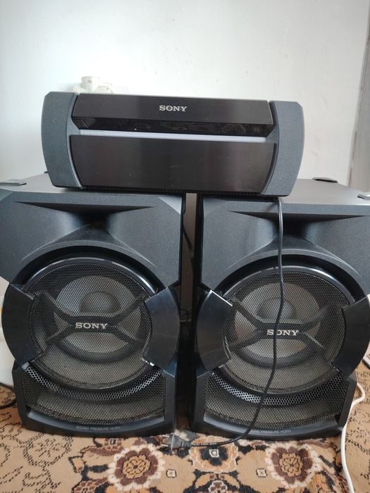 De vânzare ,accept schimb cu telefoane bune de preferat iPhone