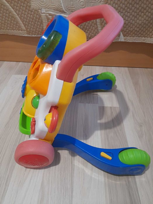 Столче за кола + проходилка - 40 лв.