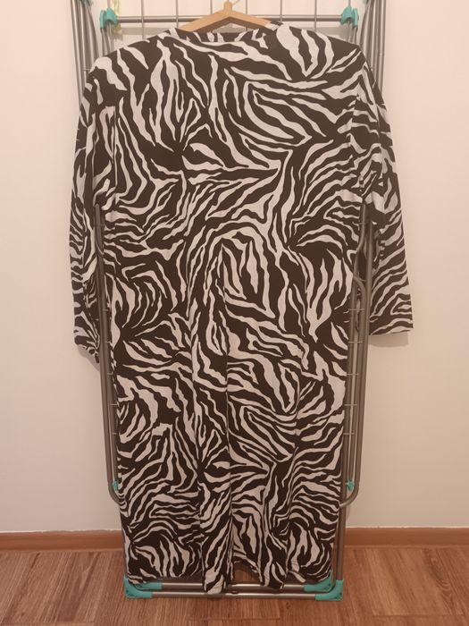 Два халата на замке