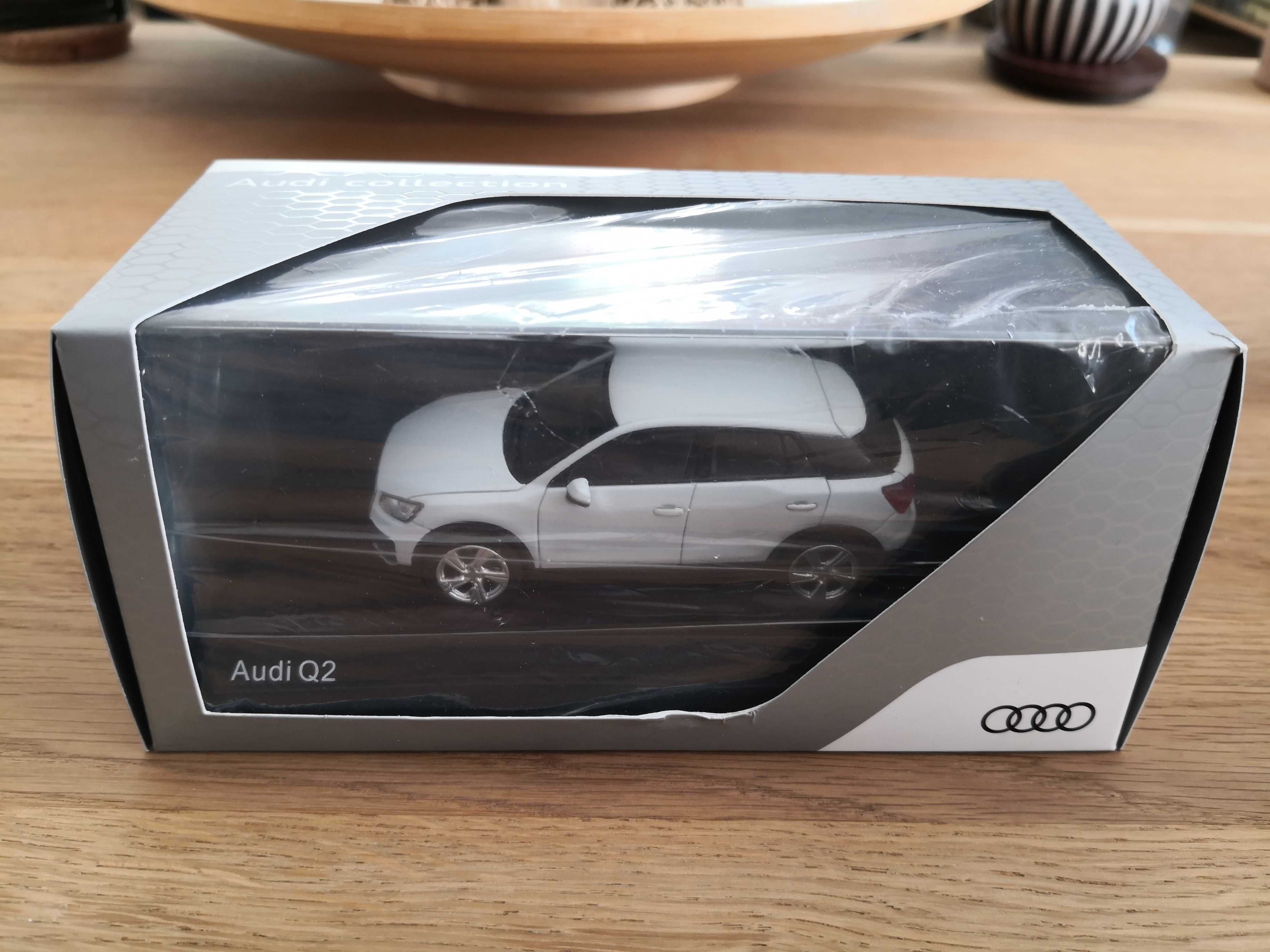 Se vinde machetă Audi q2