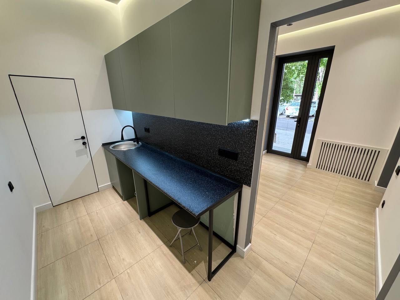 Аренда офис,  Улица Шота Руставели, 65м2
